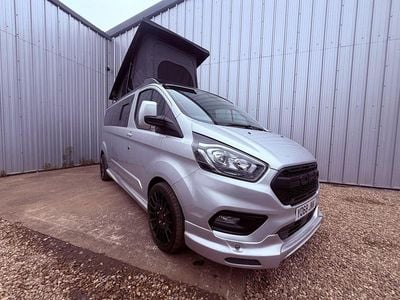 Usado Ford Transit Custom Limited 130 HP (95 kW) 2018 Prateado Van