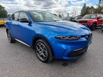 Begagnad Alfa Romeo Tonale Sprint 158 HK (116 kW) 2024 Blå SUV