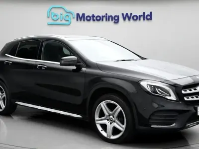 Usado Mercedes GLA200 AMG line 156 HP (114 kW) 2020 Preto SUV
