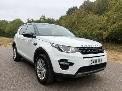 Used Land Rover Discovery Sport SE 2018 White SUV