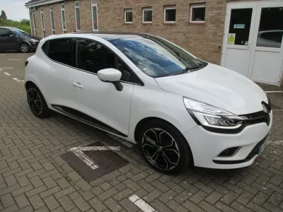 Begagnad Renault Clio IV Dynamique 2017 Vit Halvkombi