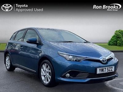 Toyota Auris Hybrid
