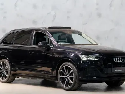 Begagnad Audi Q7 Black Edition 286 HK (210 kW) 2021 Svart SUV