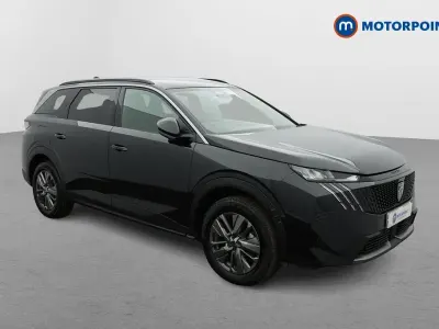 Używany Peugeot 5008 Allure 145 KM (106 kW) 2025 Czarny SUV