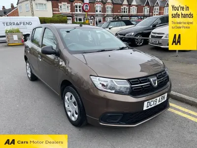 Used Dacia Sandero Essentiel 90 HP (66 kW) 2019 Brown Hatchback