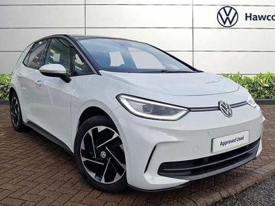White Used 2023 VW ID.3 Pro Hatchback | £21,995 (Expensive)