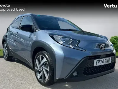 Used Toyota Aygo X 72 HP (52 kW) 2024 Blue SUV