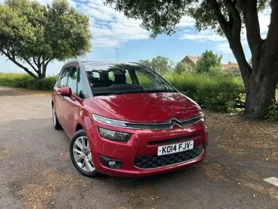 Used Citroën Grand C4 Picasso Exclusive 115 HP (84 kW) 2014 Red MPV