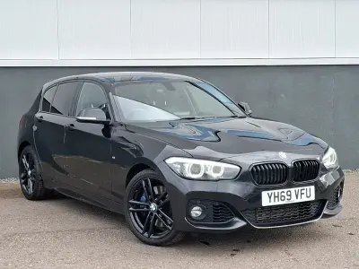 Usado BMW 118 M Sport 136 HP (100 kW) 2019 Preto Citadino