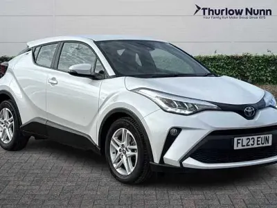 Used Toyota C-HR 122 HP (89 kW) 2023 White SUV
