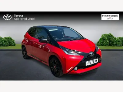 Usado Toyota Aygo X-cite 69 HP (50 kW) 2017 Vermelho Citadino