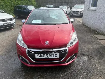 Käytetty Peugeot 208