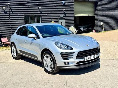 Porsche Macan S