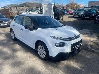 Używany Citroën C3 PureTech 110 KM (80 kW) 2017 Biały Hatchback