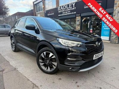Used Vauxhall Grandland X SRi 130 HP (95 kW) 2019 Black SUV