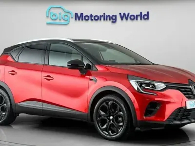 Używany Renault Captur Rive Gauche 143 KM (105 kW) 2023 Czerwony SUV