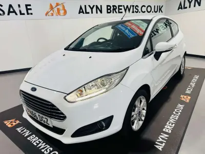 Used Ford Fiesta Zetec 2016 White Hatchback