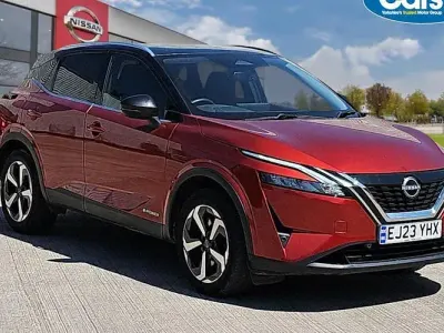 Used Nissan Qashqai N-Connecta 190 HP (139 kW) 2023 Red SUV