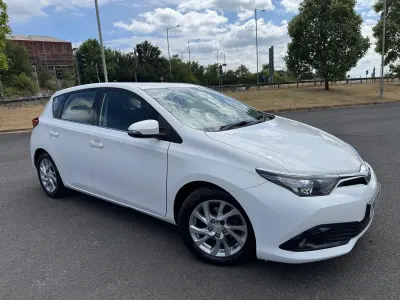 Used Toyota Auris