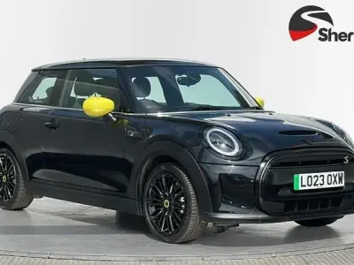 Używany Mini Cooper SE Hatch 135 kW (184 KM) 2023 Czarny Hatchback