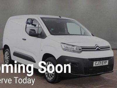 Used Citroën Berlingo 100 HP (73 kW) 2022 White MPV