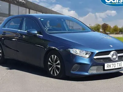 Begagnad Mercedes A180 SE 116 HK (85 kW) 2020 Blå Halvkombi