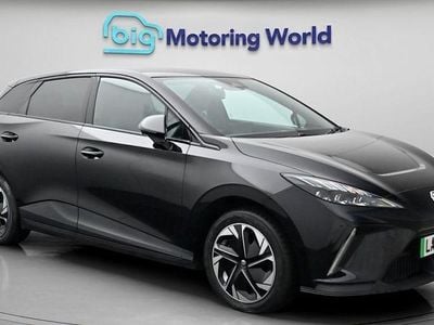 Begagnad MG MG4 EV Trophy 150 kW (204 HK) 2025 Halvkombi