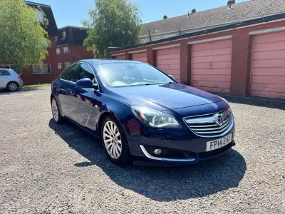 Used Vauxhall Insignia Elite 163 HP (119 kW) 2014 Blue Hatchback