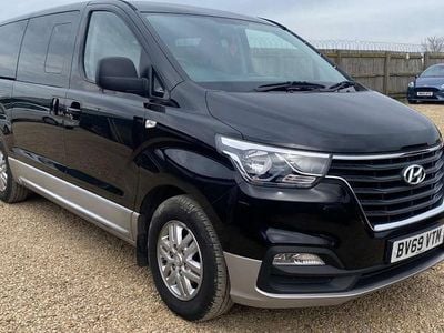Used Hyundai I800 SE 170 HP (125 kW) 2019 Black MPV