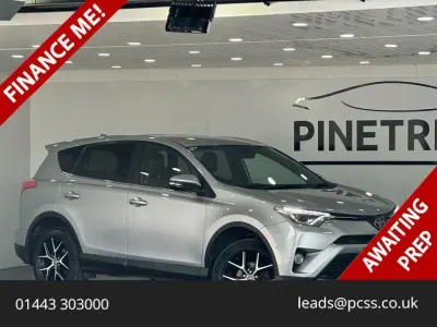 Usado Toyota RAV4 143 CV (105 kW) 2017 Plateado SUV