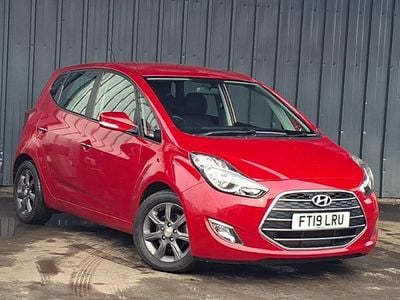 Used Hyundai ix20 SE 125 HP (91 kW) 2019 Red Hatchback