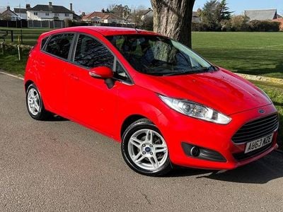 Used Ford Fiesta Zetec 2013 Red Hatchback