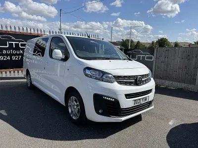 Used Vauxhall Vivaro Sportive 120 HP (88 kW) 2021 White MPV