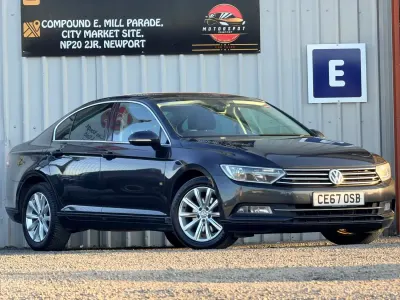 Usado VW Passat Business 150 HP (110 kW) 2017 Cinzento Sedan