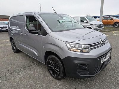 Used Citroën Berlingo 130 HP (95 kW) 2023 Grey MPV