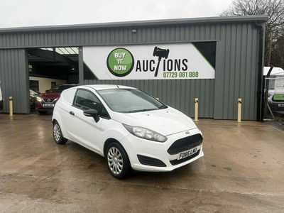 Used Ford Fiesta 2016 White Van
