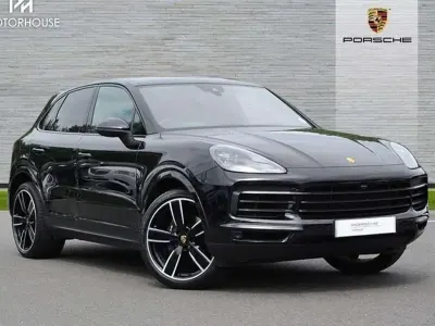 Used Porsche Cayenne 335 HP (246 kW) 2019 Black SUV