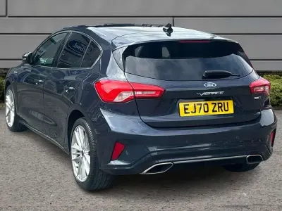 Used Ford Focus Vignale 153 HP (112 kW) 2020 Blue Hatchback