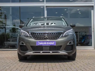Gebraucht Peugeot 3008 Allure 129 PS (94 kW) 2018 Grau SUV