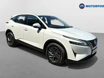 Used Nissan Qashqai Acenta Premium 158 HP (116 kW) 2022 White SUV