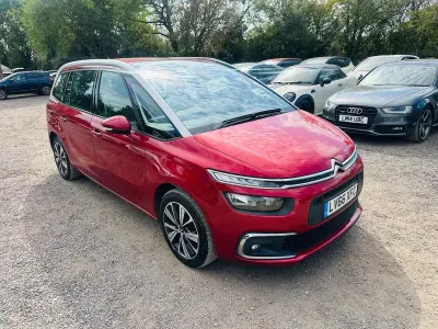 Used Citroën Grand C4 Picasso Feel 120 HP (88 kW) 2016 Red MPV