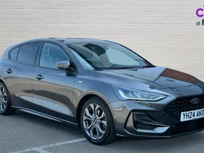 Used Ford Focus ST-Line 125 HP (91 kW) 2024 Grey