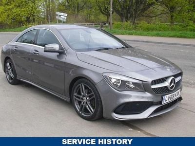 Usado Mercedes CLA180 AMG line 122 HP (89 kW) 2018 Cinzento Sedan