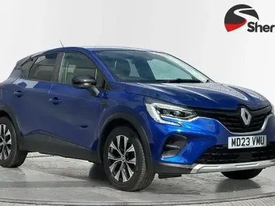 Używany Renault Captur Evolution 145 KM (106 kW) 2023 Niebieski SUV