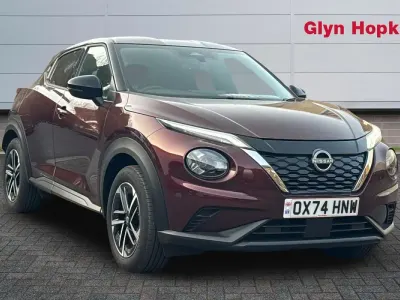 Używany Nissan Juke N-Connecta 143 KM (105 kW) 2025 Czerwony SUV