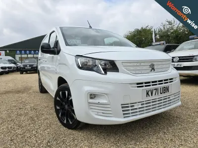 Used Peugeot Partner Premium 131 HP (96 kW) 2021 White MPV