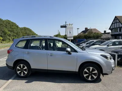 Used Subaru Forester Premium 144 HP (105 kW) 2018 Silver SUV