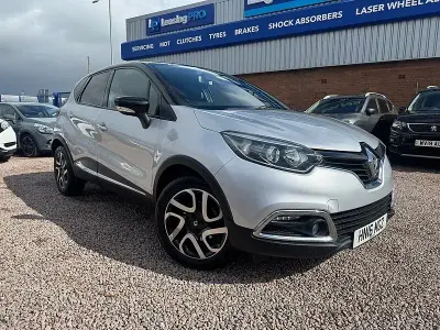 Used Renault Captur Dynamique 90 HP (66 kW) 2016 Silver/black SUV