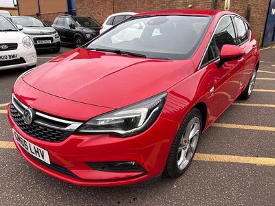 Used Vauxhall Astra SRi 150 HP (110 kW) 2017 Red Hatchback