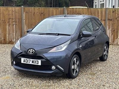 Used Toyota Aygo X-clusiv 68 HP (50 kW) 2017 Blue Hatchback